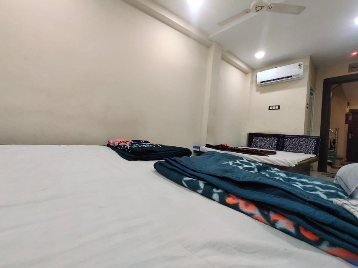 אויאיין Hotel Shipra Inn מראה חיצוני תמונה