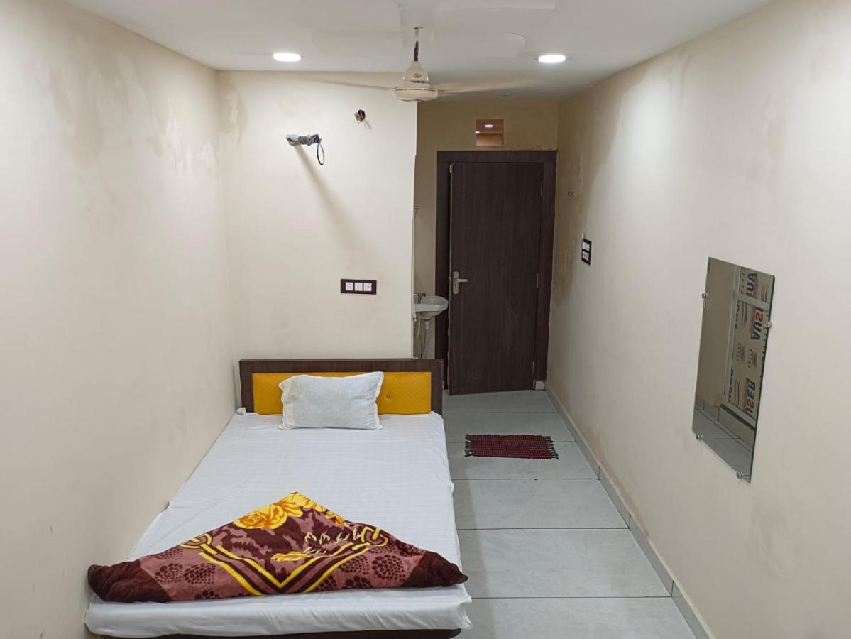אויאיין Hotel Shipra Inn מראה חיצוני תמונה